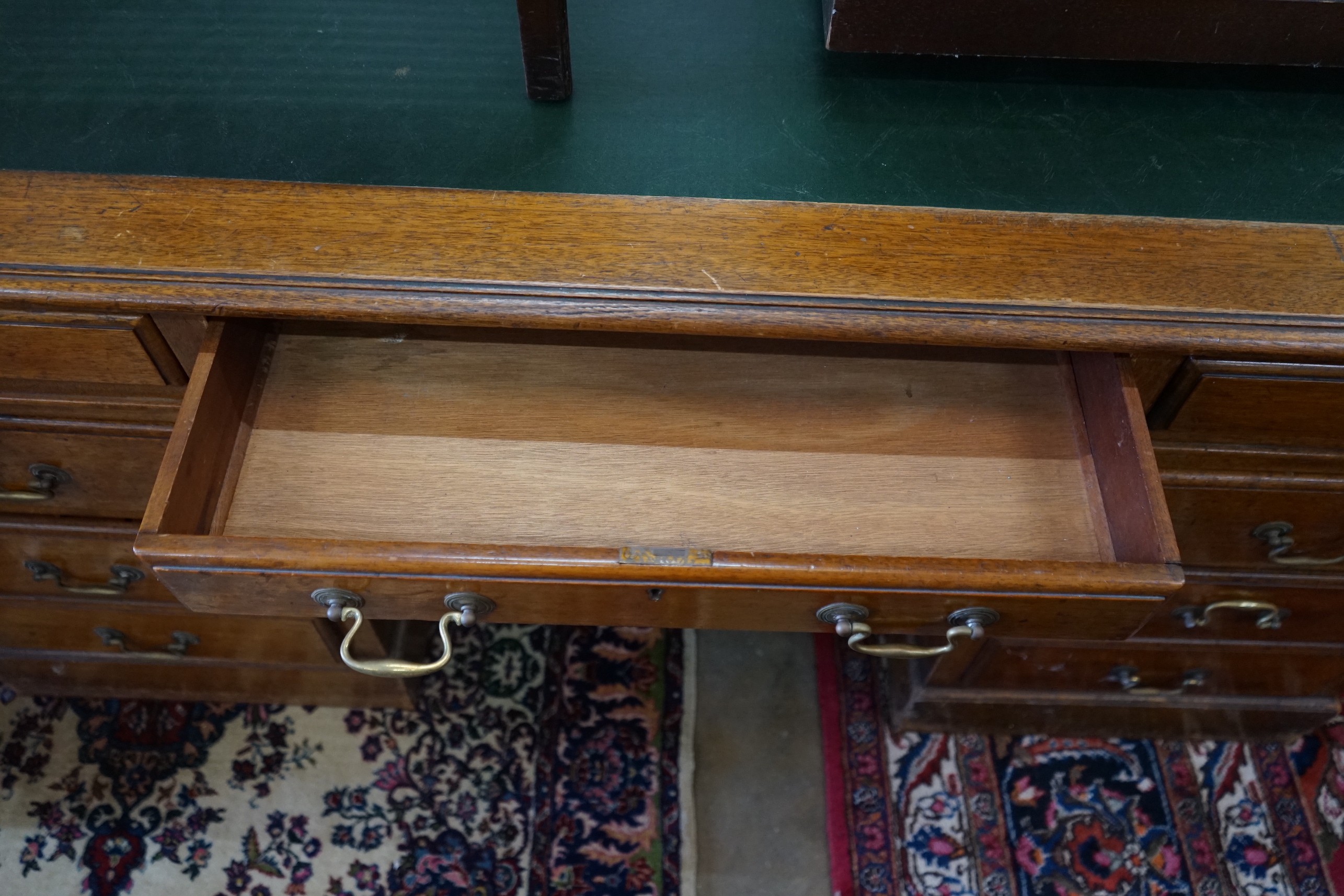 An early 20th century mahogany pedestal desk, width 152cm, depth 90cm, height 78cm